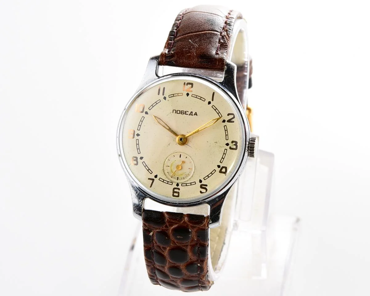 Vintage Soviet mechanical Pobeda wrist watch, PChZ, 2nd quarter of 1957