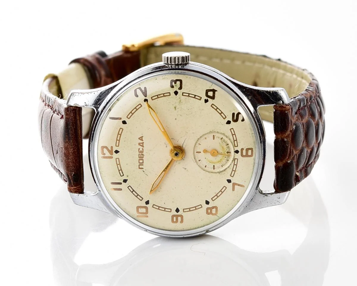 Vintage Soviet mechanical Pobeda wrist watch, PChZ, 2nd quarter of 1957