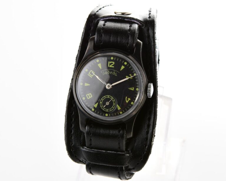 Vintage soviet mechanical POBEDA wrist watch, PChZ