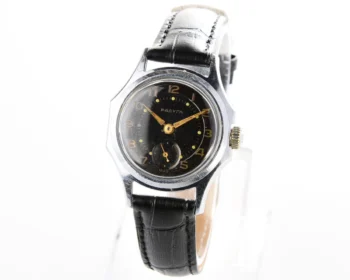 Rare Soviet RADUGA vintage mechanical wristwatch from the 4th quarter of 1952!