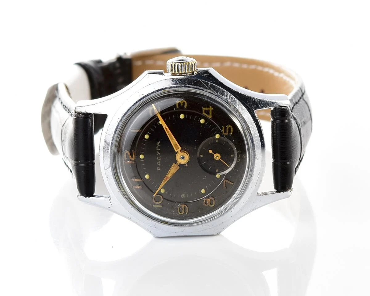 Rare Soviet RADUGA vintage mechanical wristwatch from the 4th quarter of 1952!