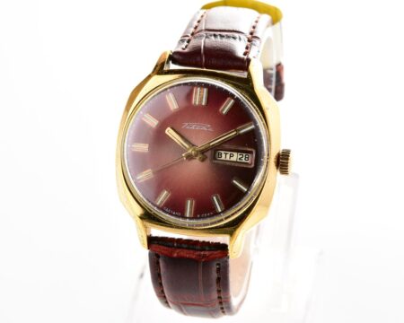 Excellent soviet RAKETA with automatic movement