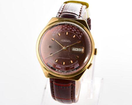 Soviet RAKETA perpetual calendar mechanical watch