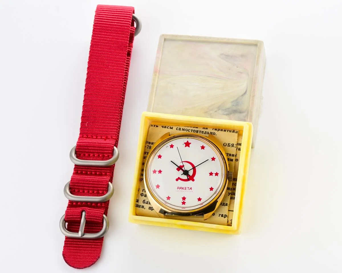 TIME CAPSULE: Vintage gold-plated Soviet Raketa watch (Hammer and Sickle), New Old Stock (NOS)!