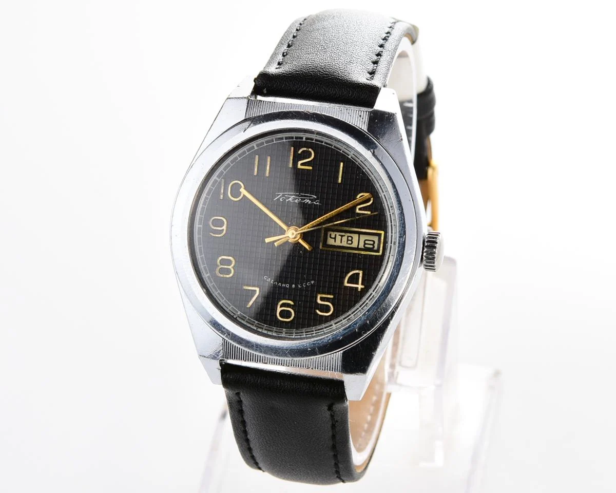 Raketa vintage mechanical wrist watch with double calendar