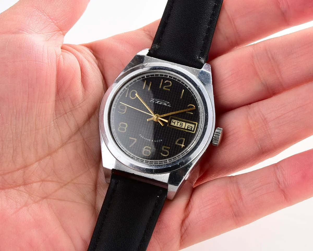 Raketa vintage mechanical wrist watch with double calendar