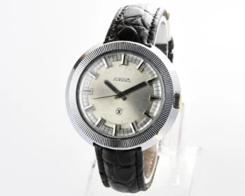 Large vintage Raketa mechanical watch