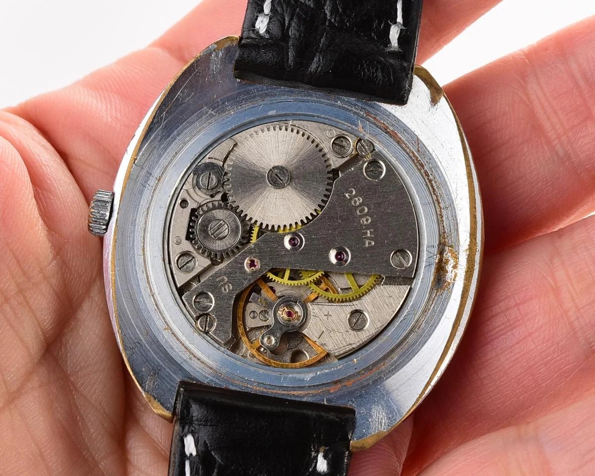 Large vintage Raketa mechanical watch