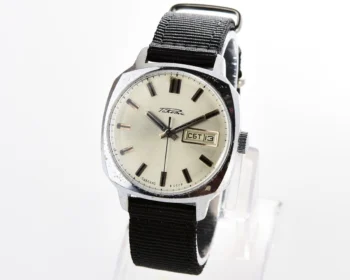 Vintage Soviet mechanical Raketa with automatic self winding movement