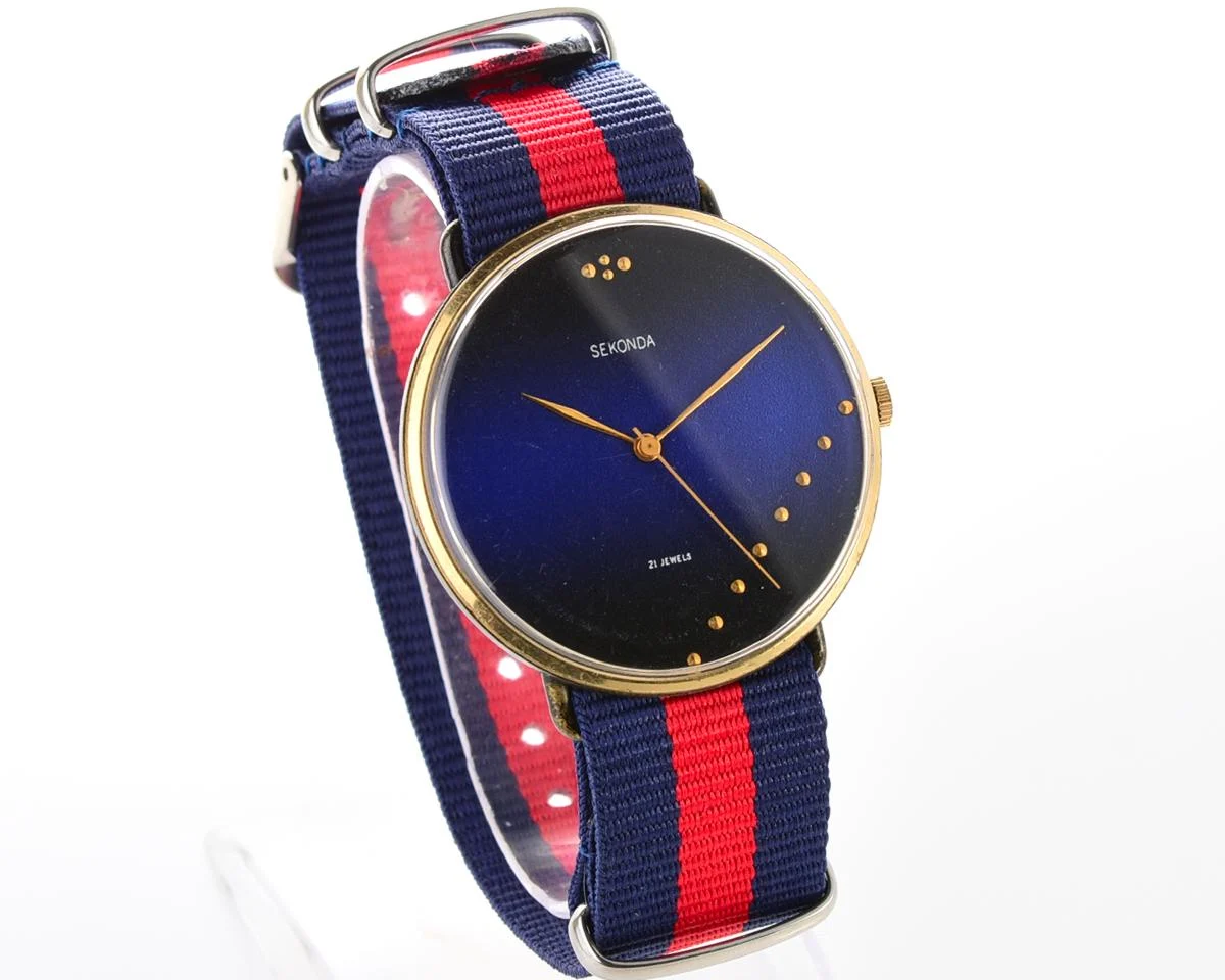 Large Soviet Sekonda (Zarya) vintage mechanical wristwatch