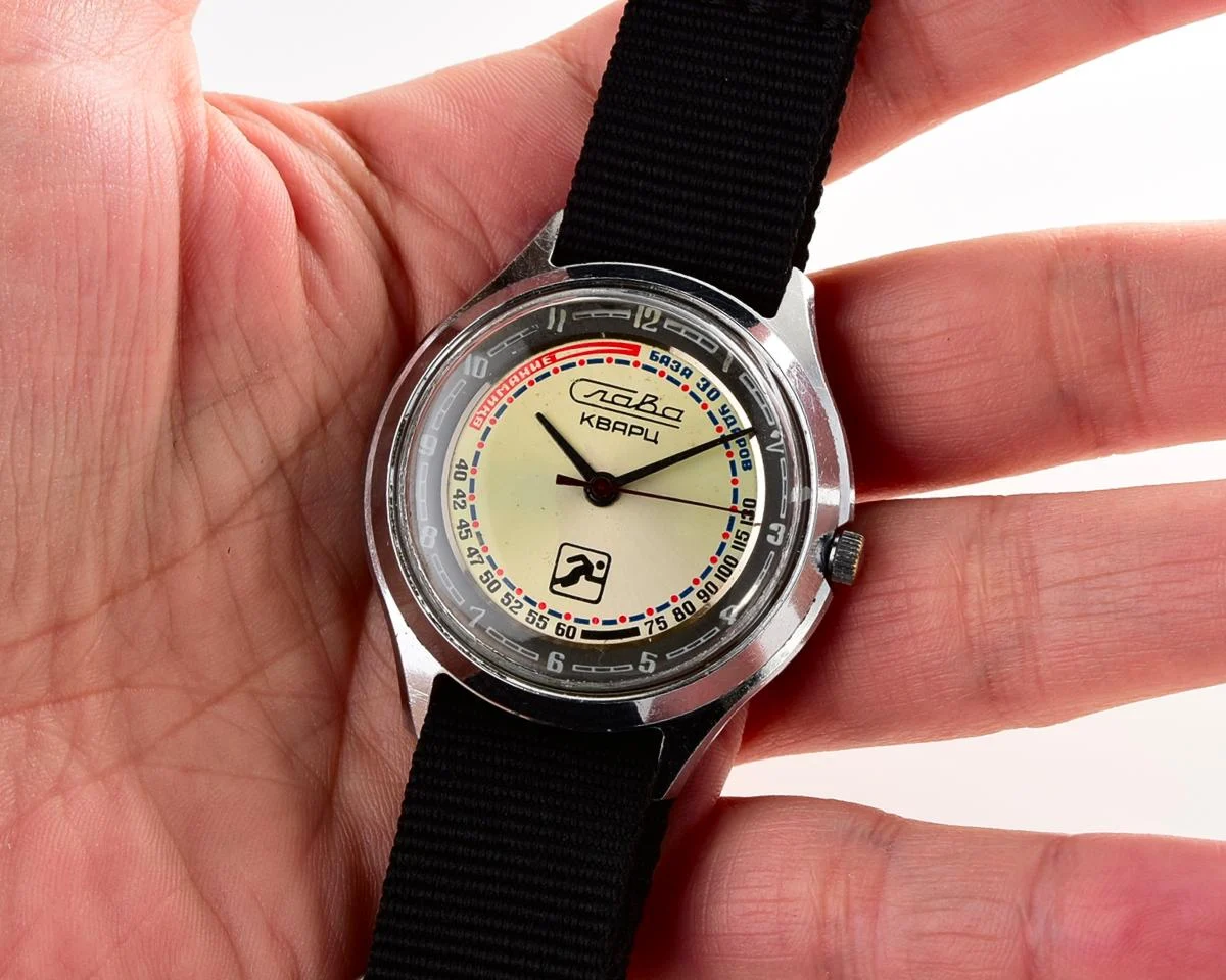 Soviet quartz Slava "Sport" with pulse scale!