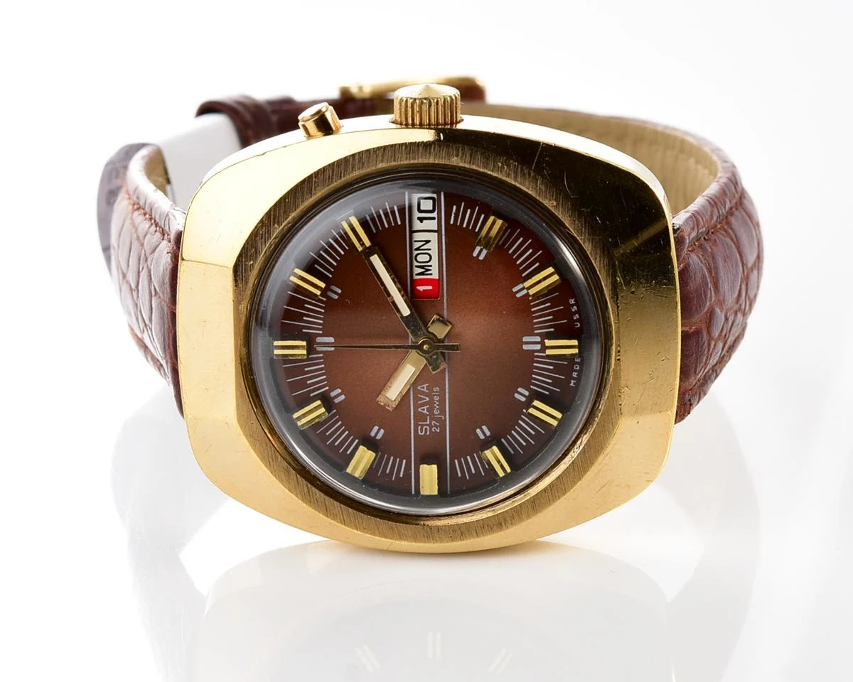 Slava Soviet gold-plated mechanical vintage watch – automatic self winding movement