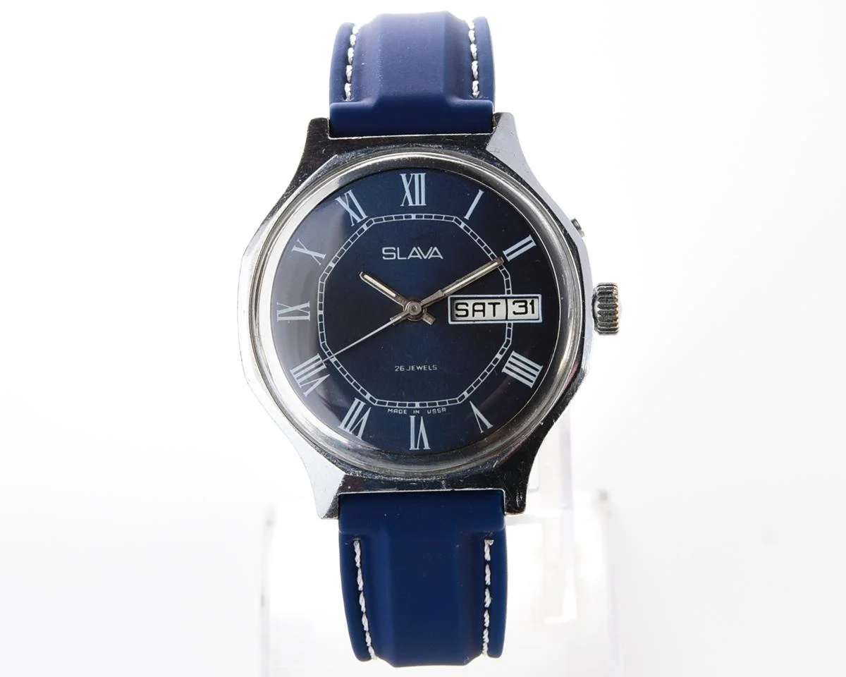 Large vintage Slava Soviet mechanical watch
