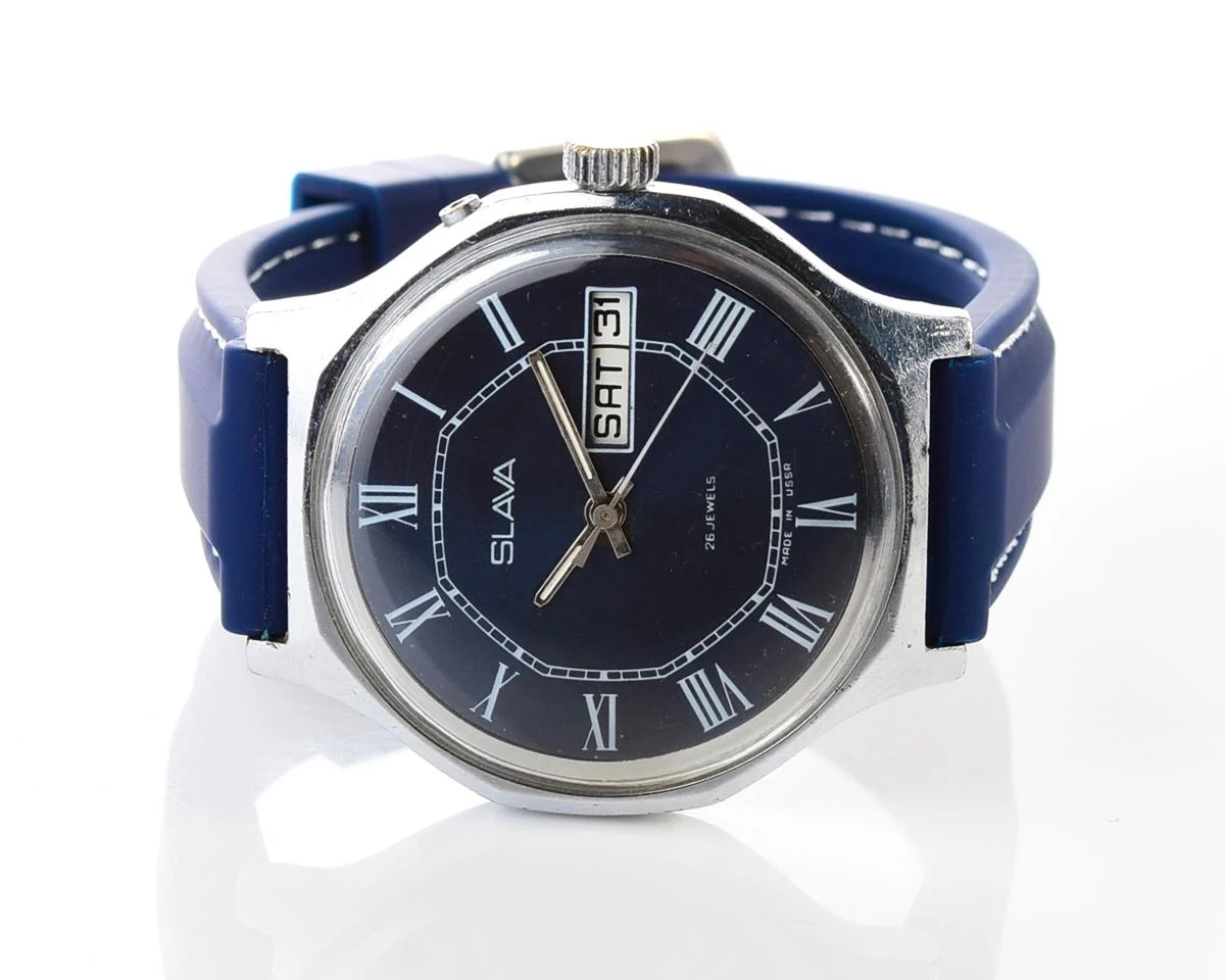Large vintage Slava Soviet mechanical watch