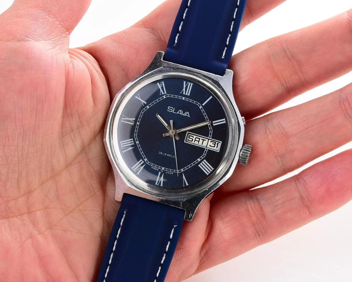 Large vintage Slava Soviet mechanical watch