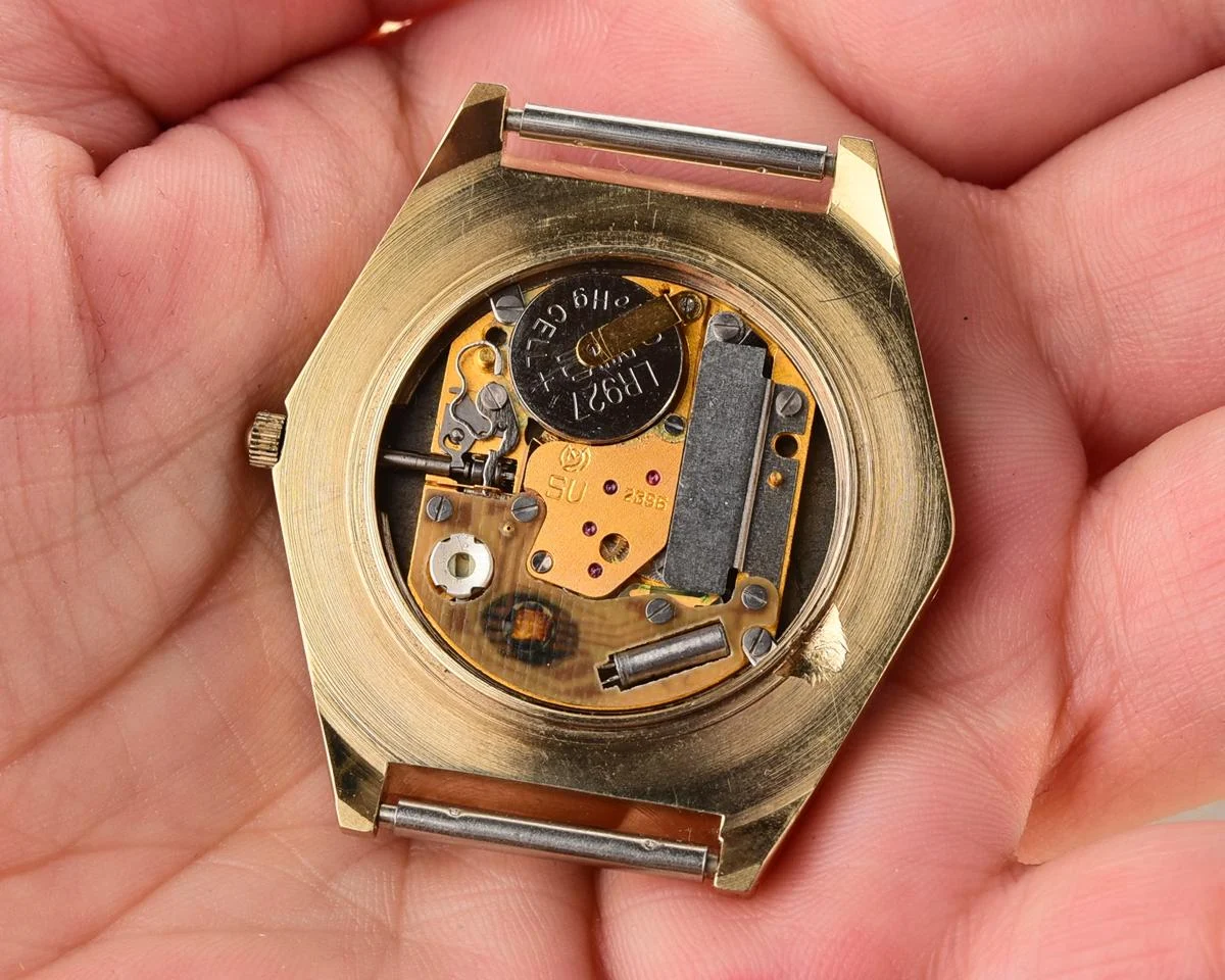 TIME CAPSULE: Soviet Slava with quartz movement – New Old Stock (NOS)!