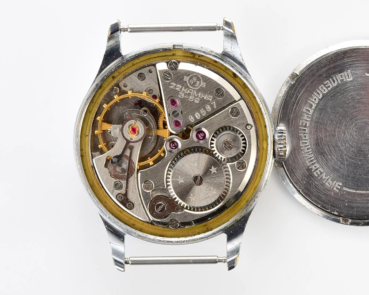 Soviet Volna vintage mechanical watch, from the 3rd quarter of 1959!