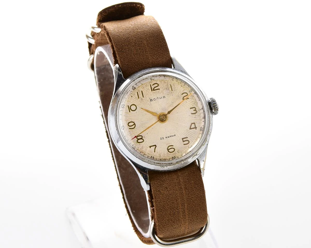Soviet Volna vintage mechanical watch, from the 3rd quarter of 1959!