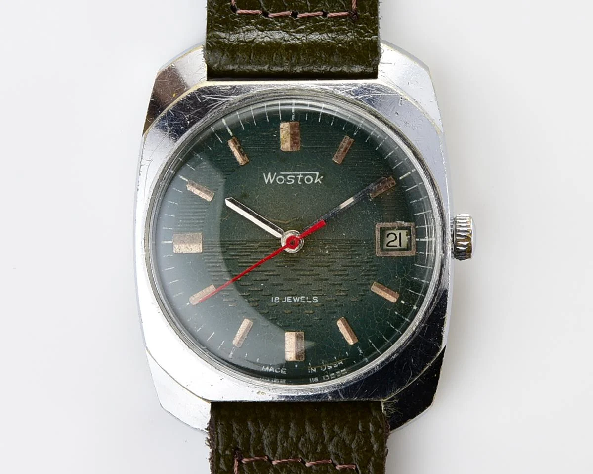 Export Wostok (Vostok) mechanical watch with beautiful textured teal dial