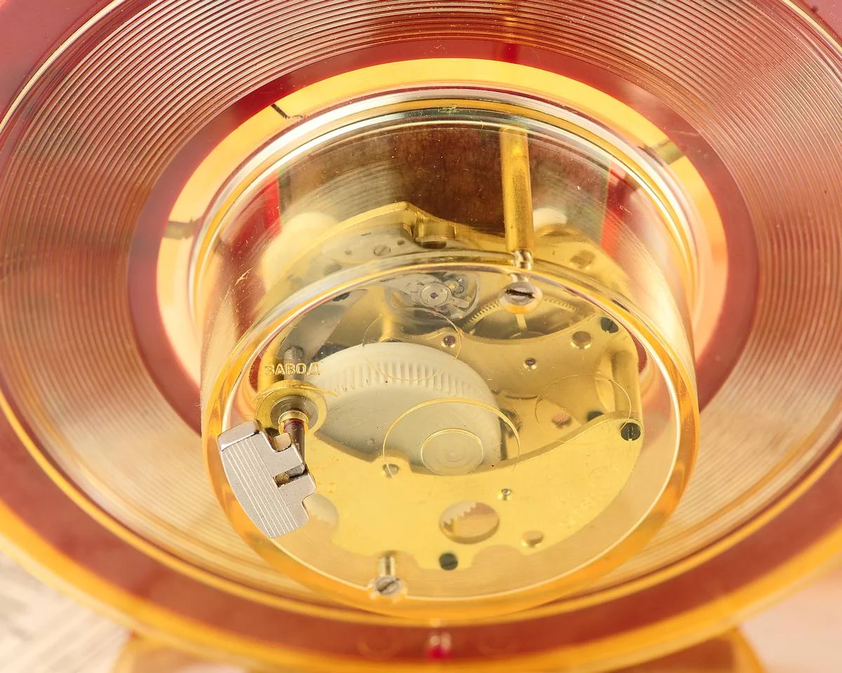 TIME CAPSULE: Molnija table clock (NOS) - 9 days power reserve!