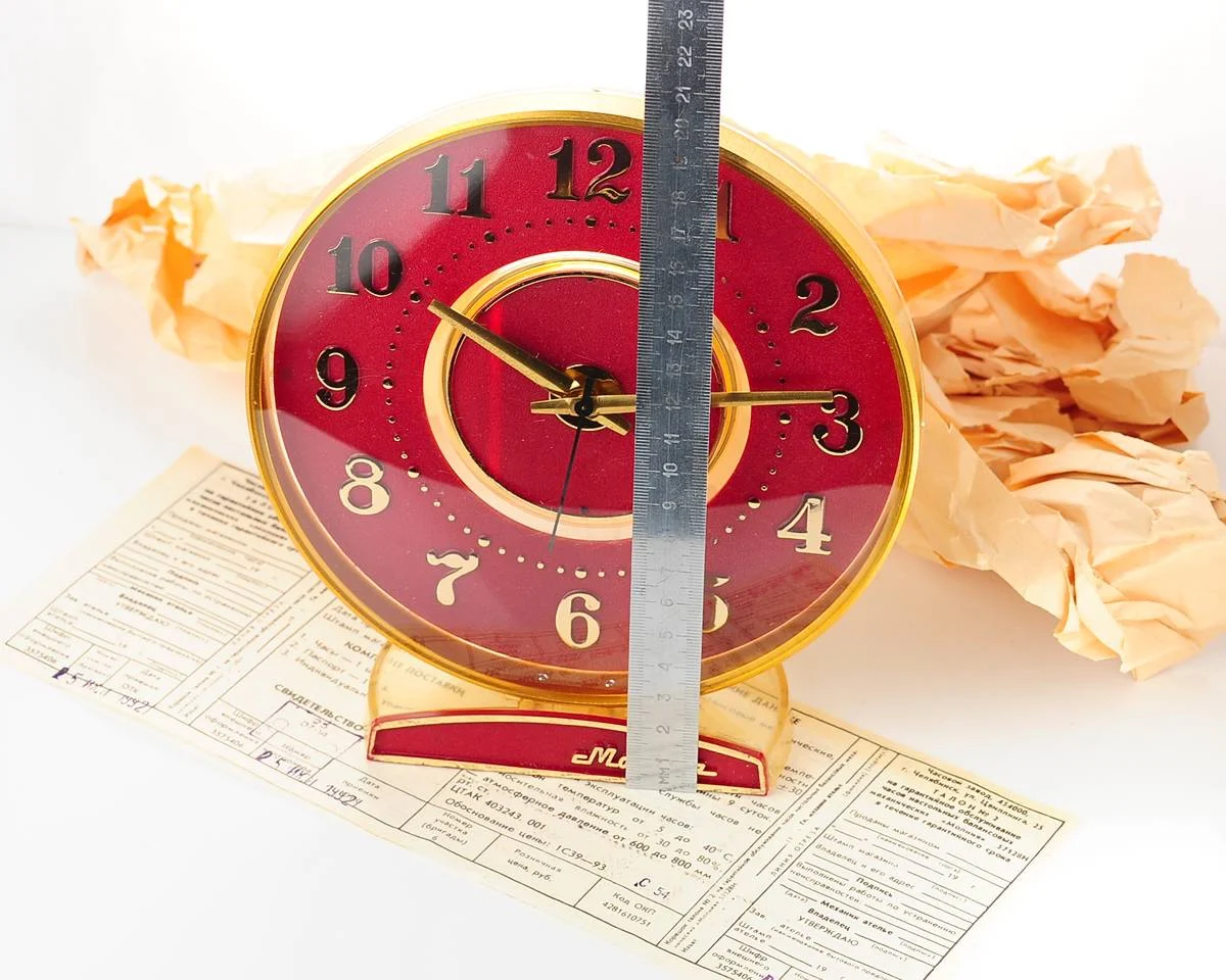 TIME CAPSULE: Molnija table clock (NOS) - 9 days power reserve!