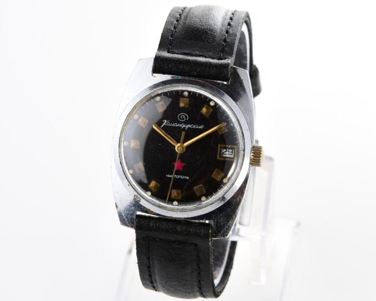 Soviet Vostok Komandirskie mechanical watch - Zakaz MO CCCP!