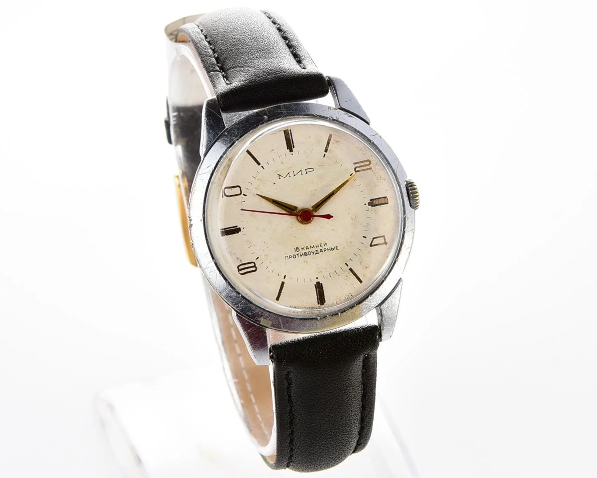 Vintage Soviet Mir mechanical watch