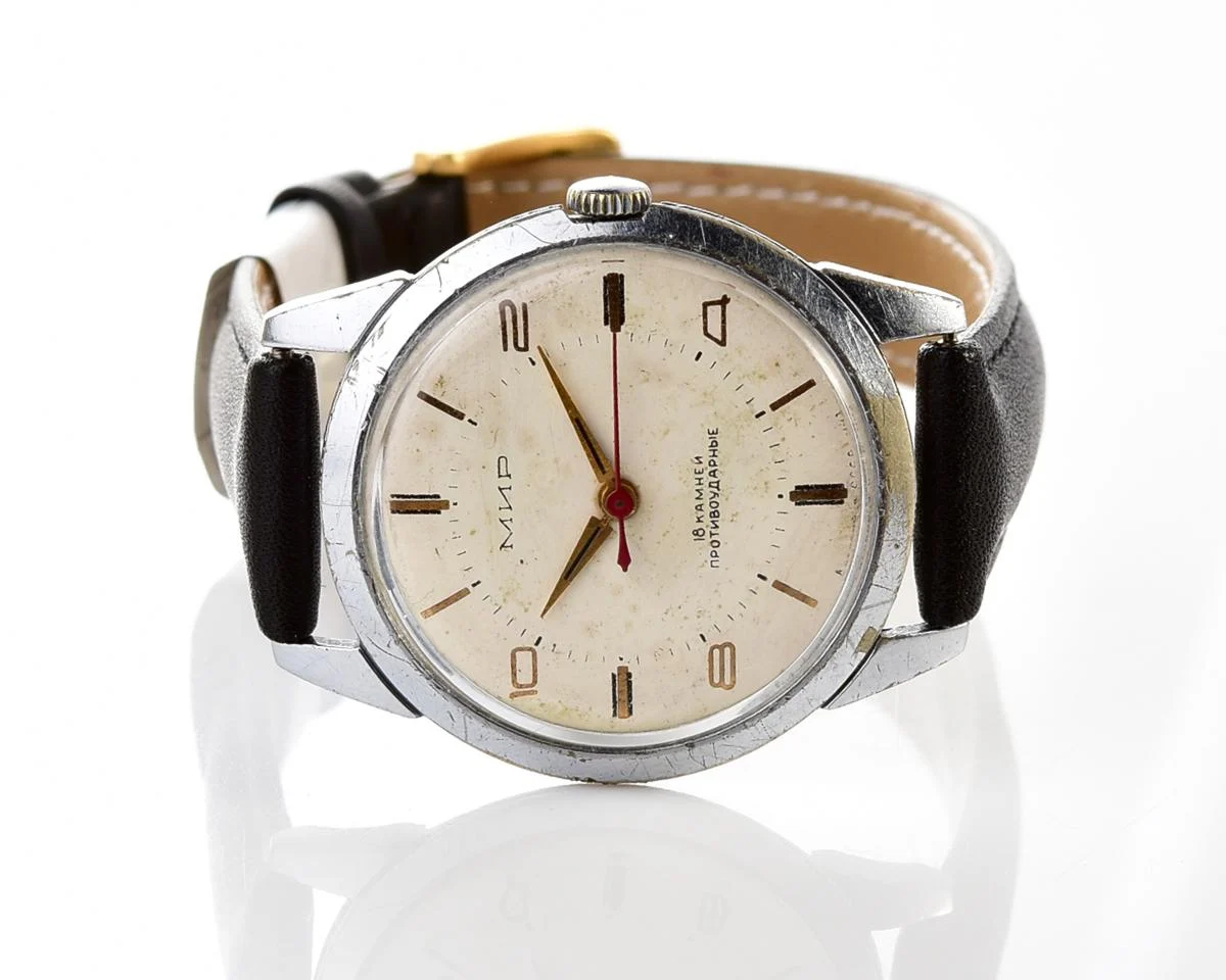 Vintage Soviet Mir mechanical watch