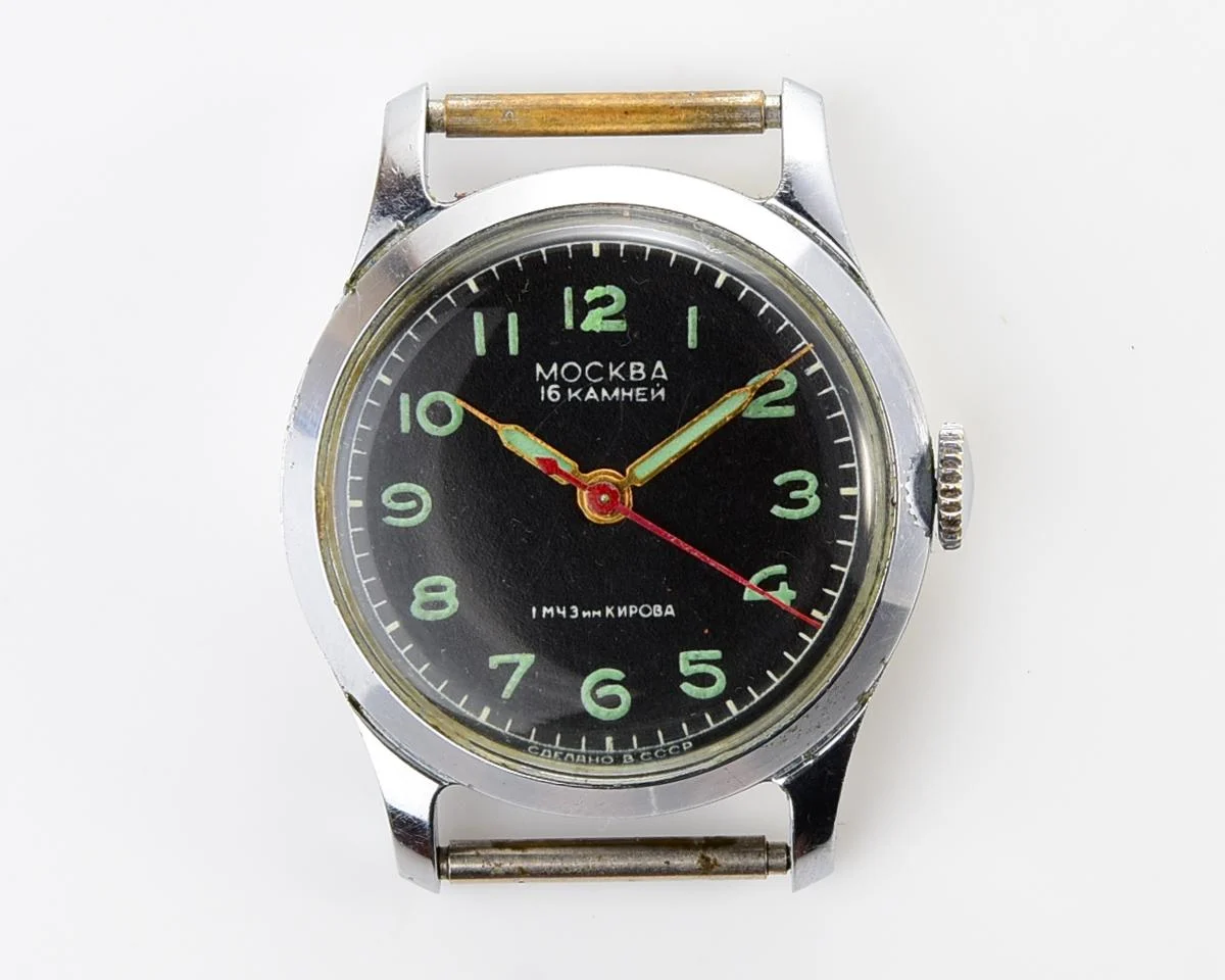 Excellent Moskva Soviet mechanical watch
