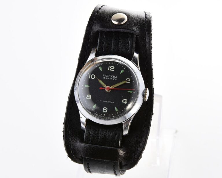Vintage MOSKVA soviet mechanical watch