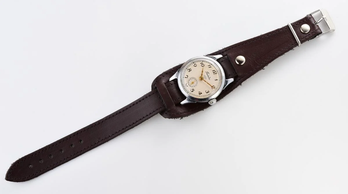 Vintage Soviet mechanical Pobeda wrist watch, PChZ