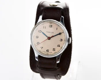 Vintage Pobeda watch with central seconds hand, 4th quarter of 1954