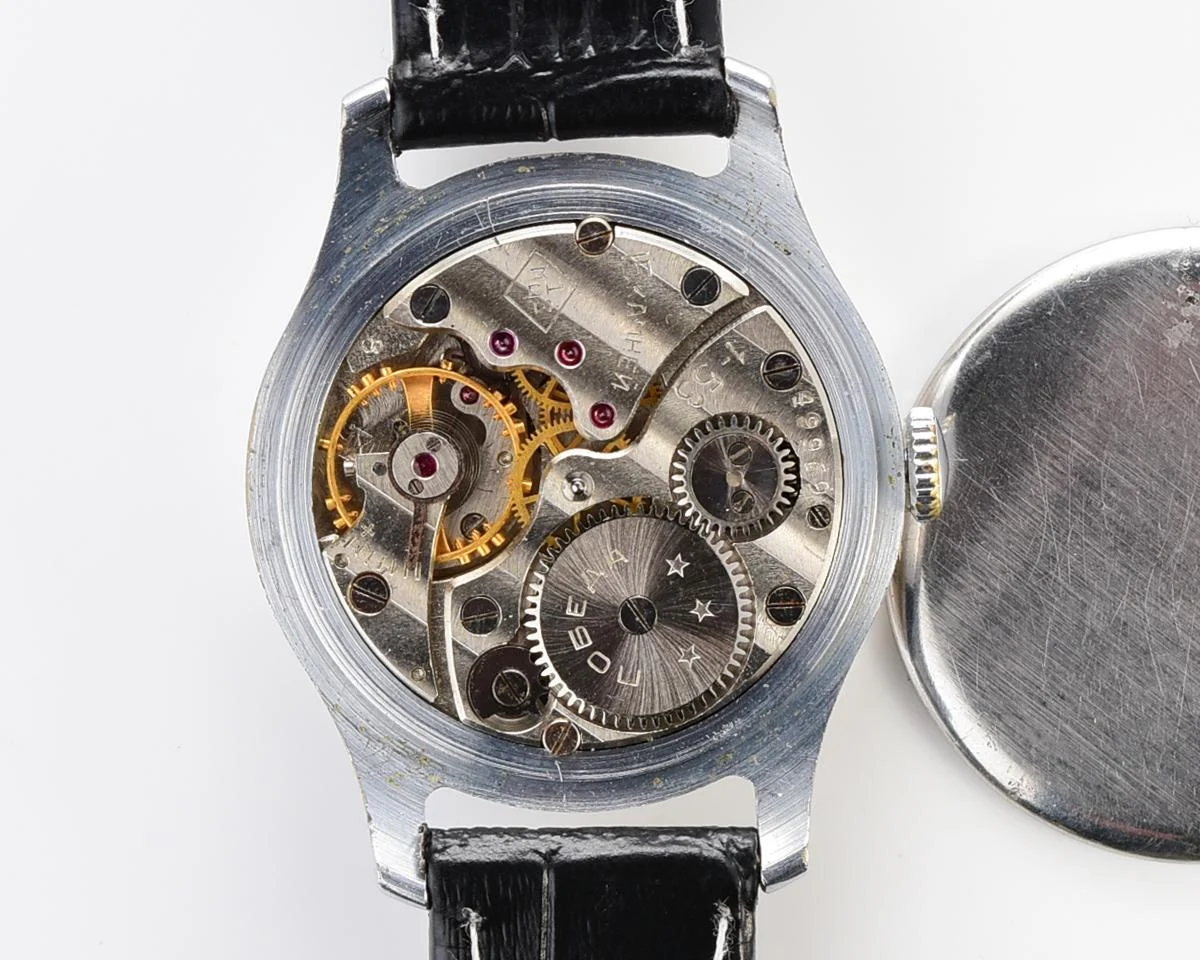 Excellent condition vintage Soviet mechanical Pobeda wrist watch, 1st quarter 1953