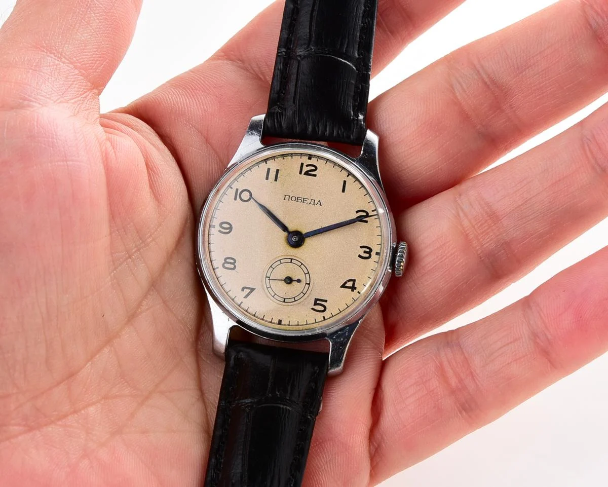 Excellent condition vintage Soviet mechanical Pobeda wrist watch, 1st quarter 1953