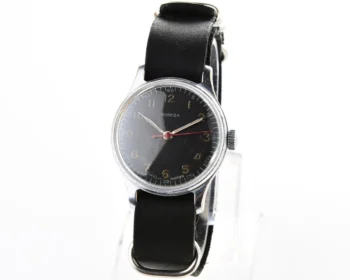Vintage Soviet mechanical Pobeda wrist watch with central seconds hand