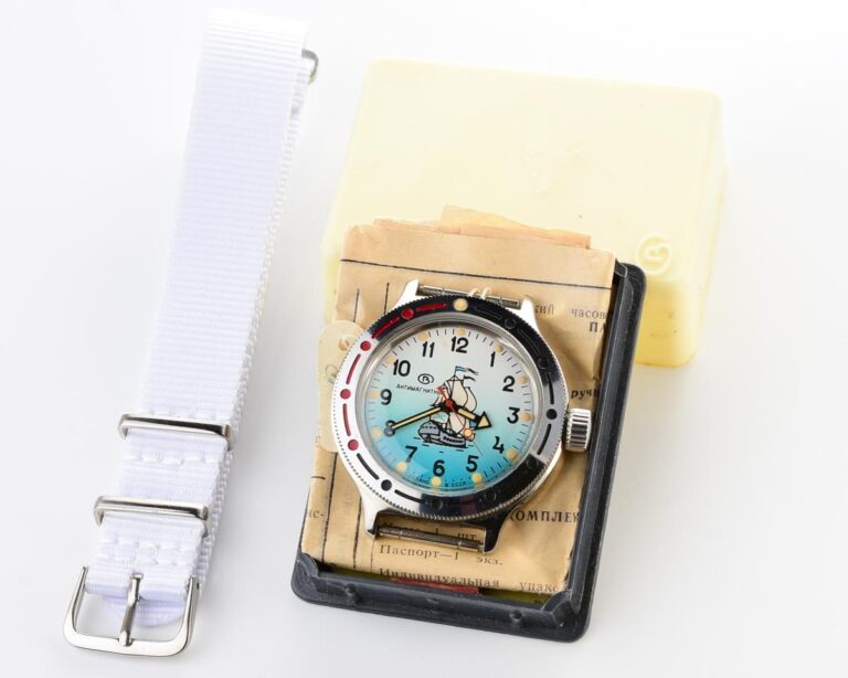 TIME CAPSULE: Mechanical watch Vostok Amphibia – new old stock(NOS)!