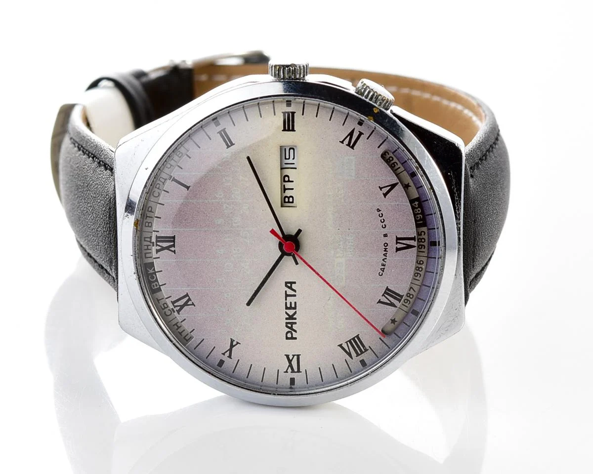 Soviet Raketa perpetual calendar mechanical watch