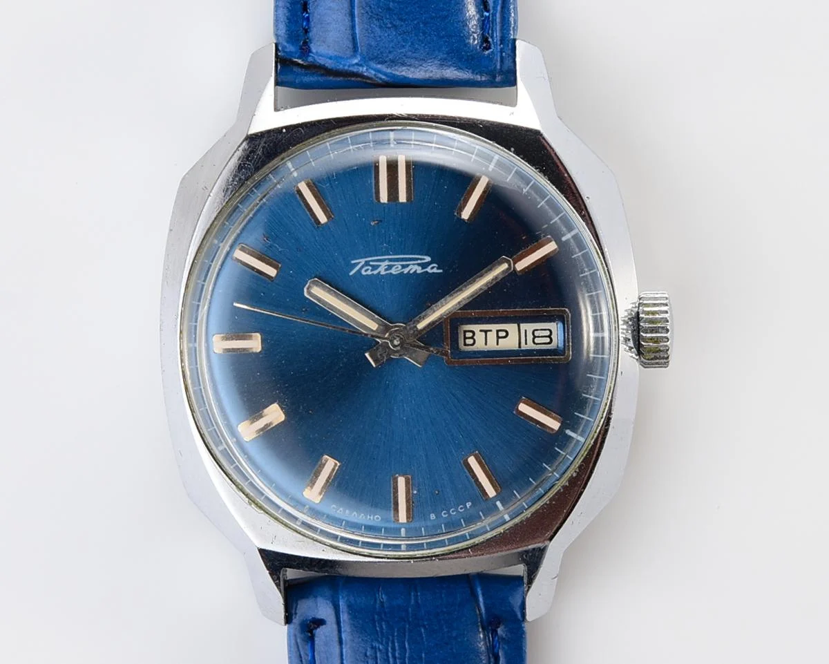 Excellent Soviet mechanical Raketa with automatic self winding movement