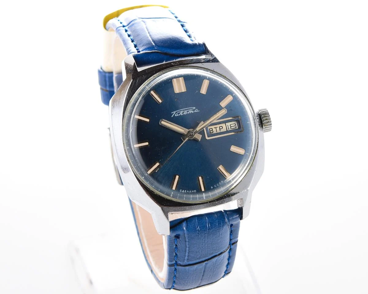 Excellent Soviet mechanical Raketa with automatic self winding movement