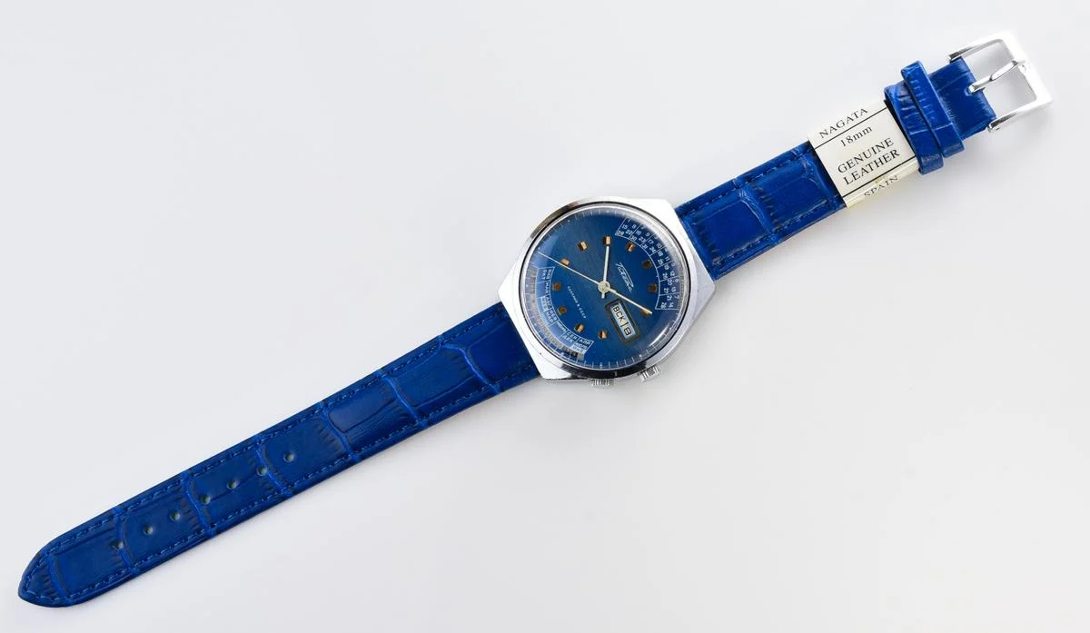 Soviet Raketa perpetual calendar mechanical watch