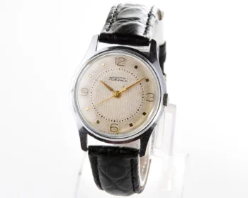 Excellent condition Raketa Baltica vintage wrist watch