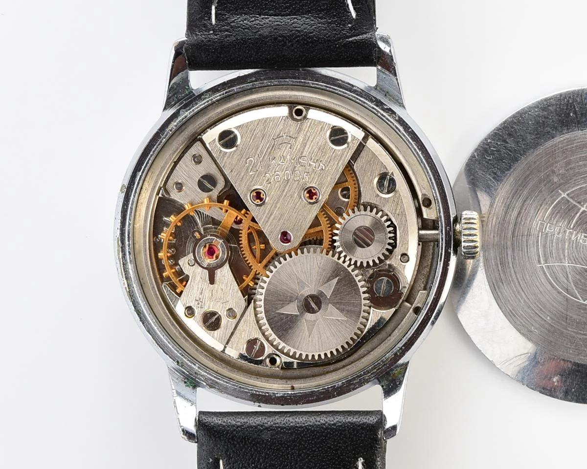 Beautiful Rare Soviet Raketa vintage mechanical watch