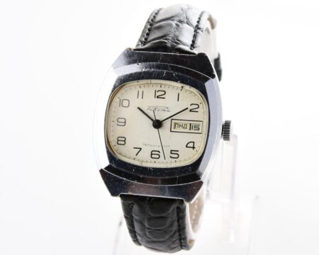 RAKETA vintage mechanical wrist watch with double calendar