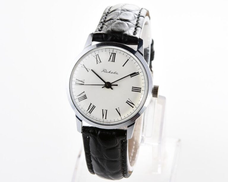 Soviet RAKETA vintage mechanical watch