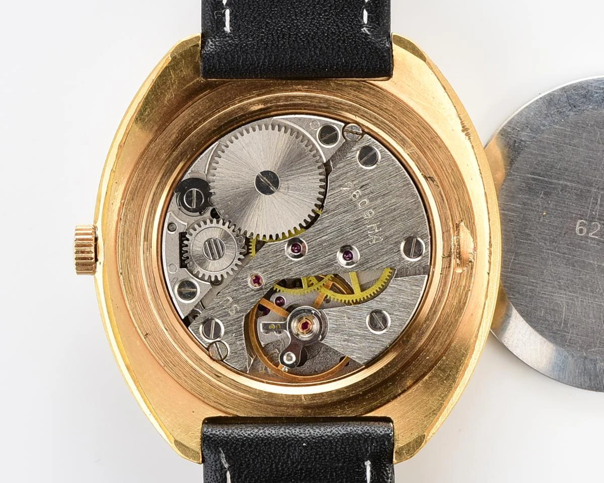 Large vintage Raketa gold-plated mechanical watch