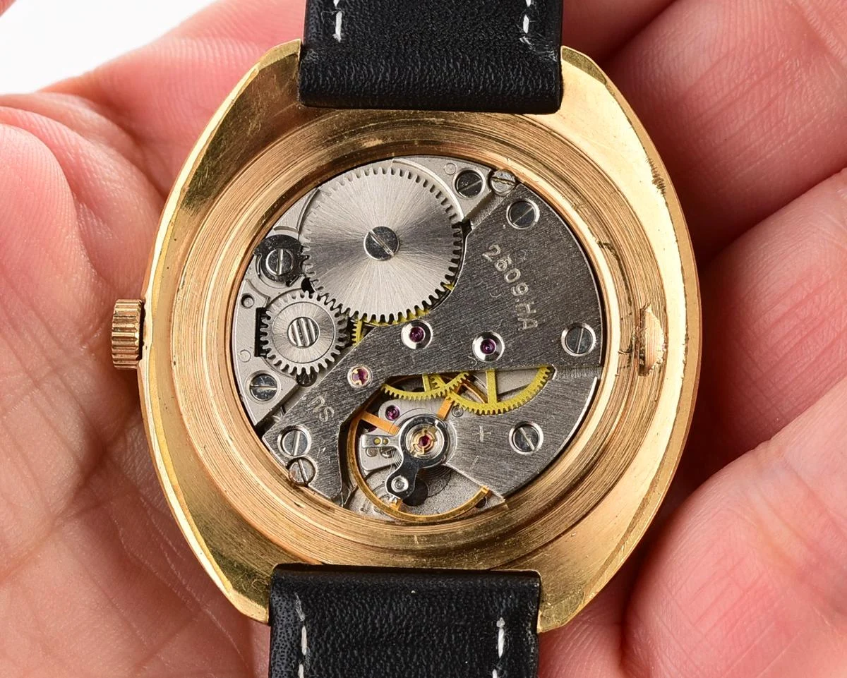 Large vintage Raketa gold-plated mechanical watch