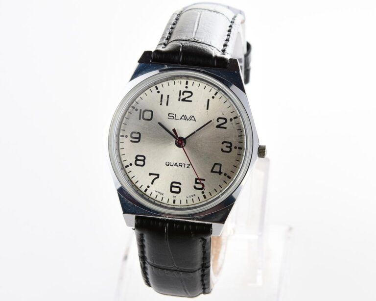 Soviet SLAVA wristwatch with automatic quartz movement