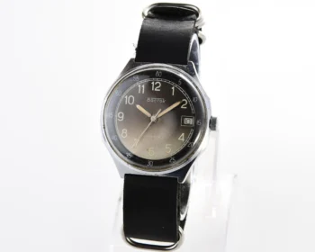 Soviet Vostok mechanical wrist watch with NATO genuine leather strap!