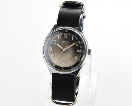 Soviet Vostok mechanical wrist watch with NATO genuine leather strap!