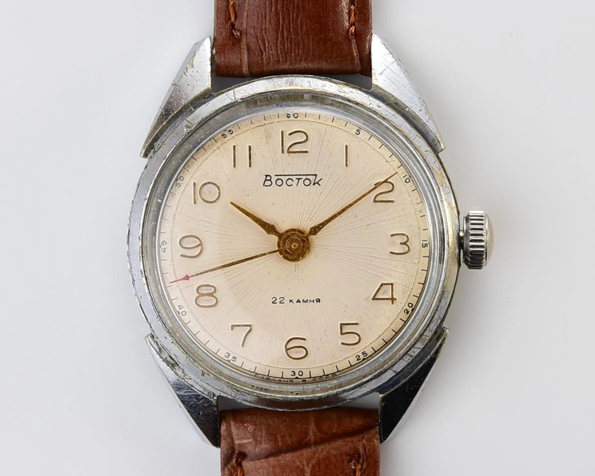 Wostok (Vostok) mechanical wrist watch with precision movement and engraved back!